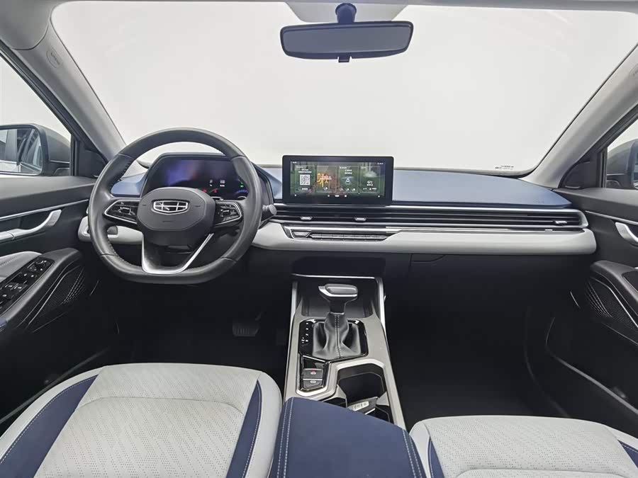 GEELY Emgrand 2017 car image #6