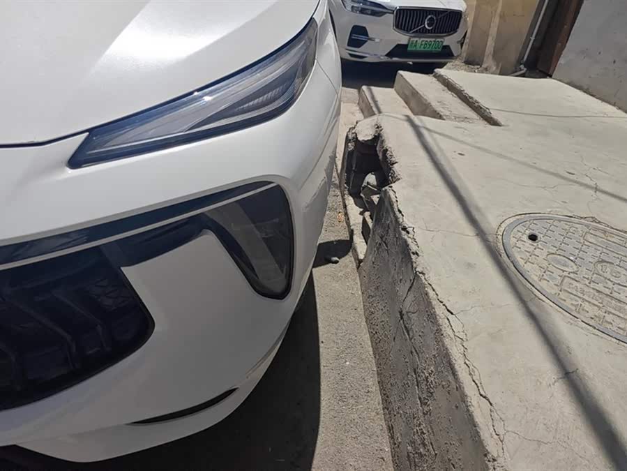Forthing T5 EVO 2021 car image #6