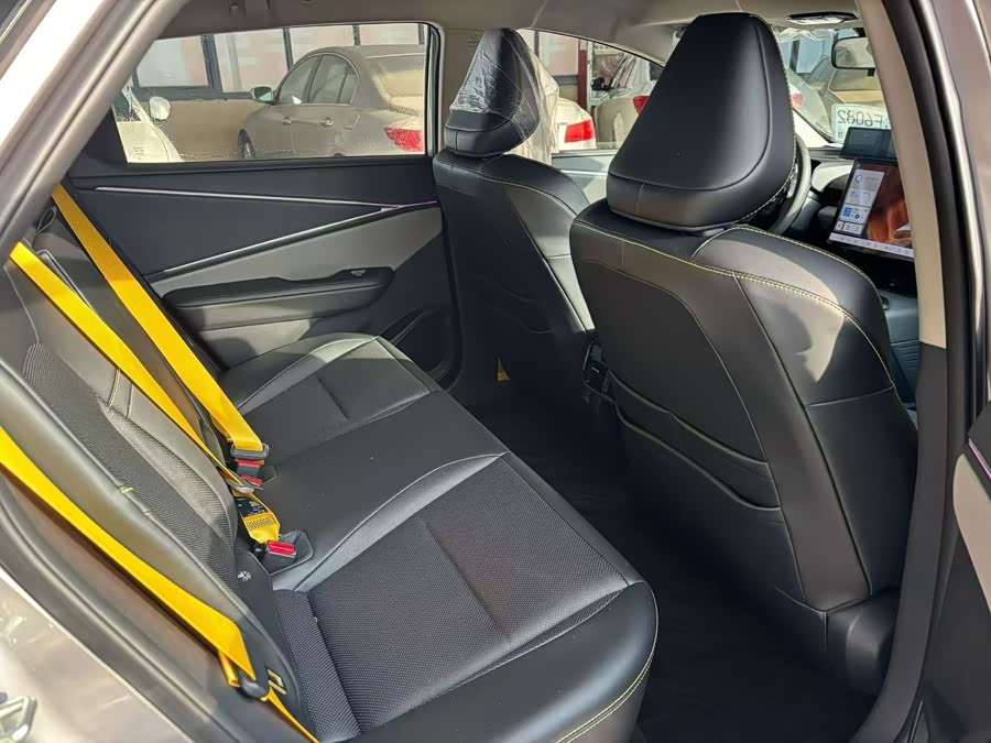 Toyota bZ5 2025 car image #6