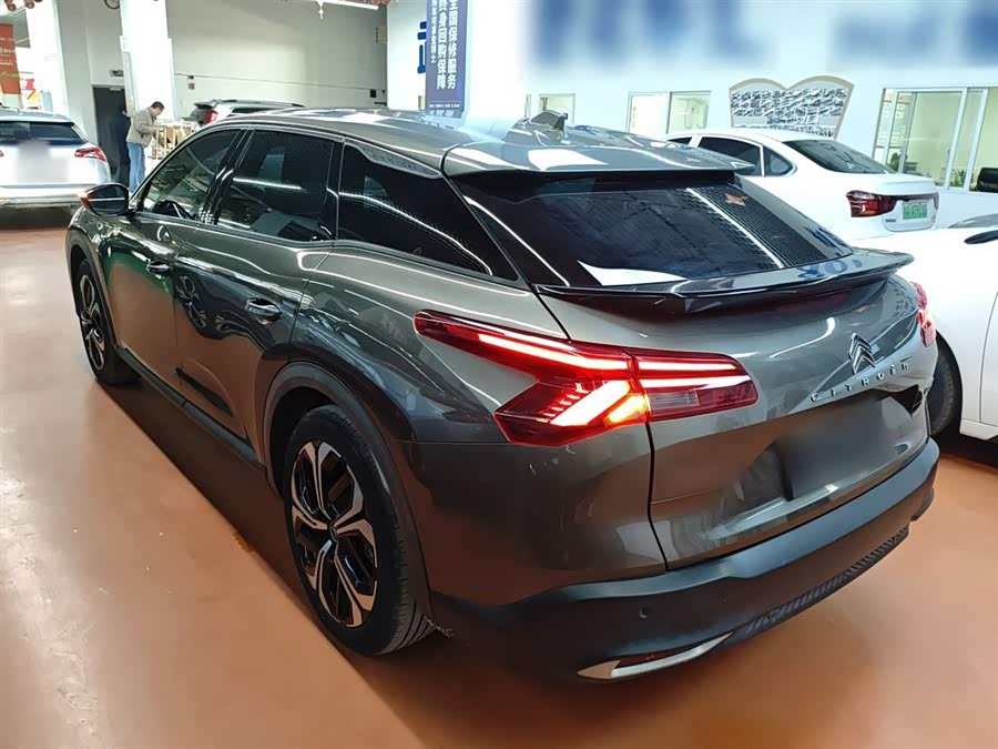 Citroen C5 X 2022 car image #6