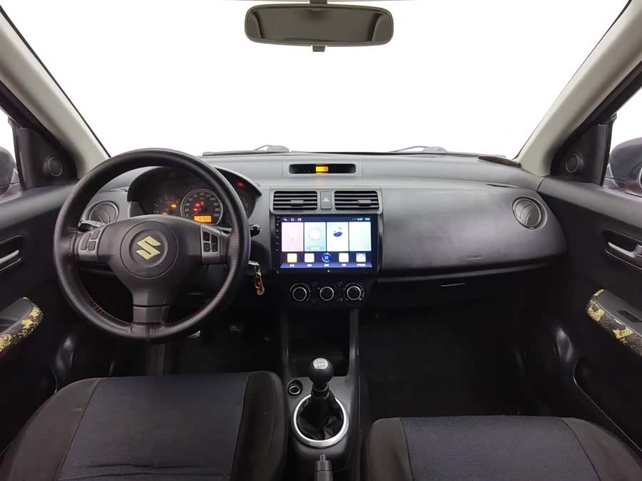 Suzuki Swift 2013 car image #6
