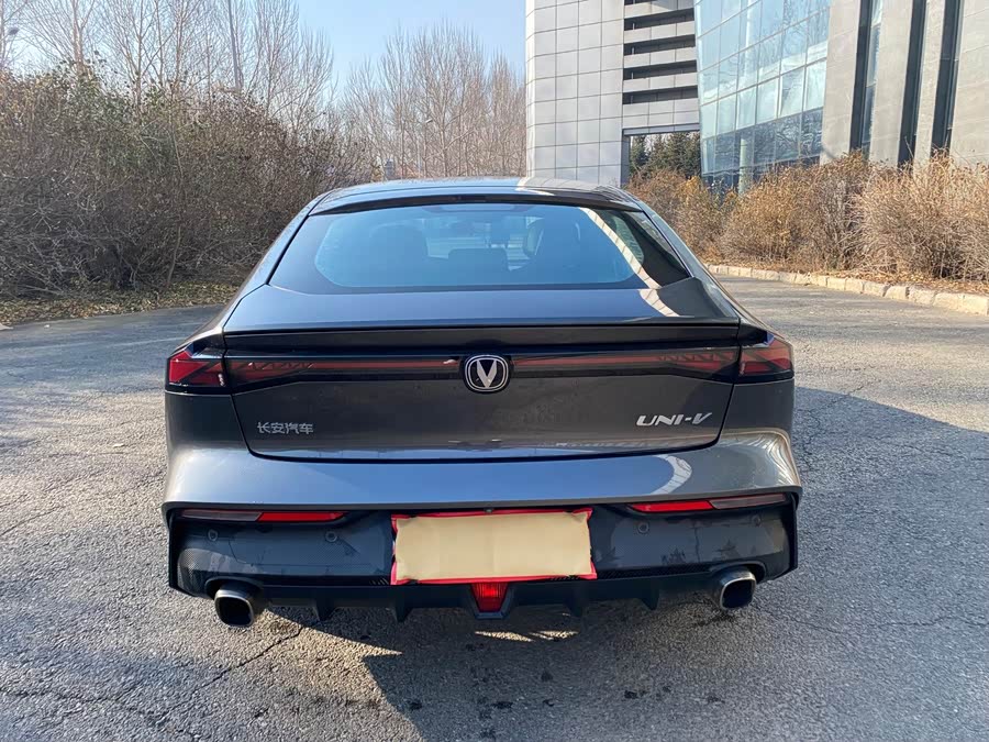 Changan UNI-V 2022 car image #6