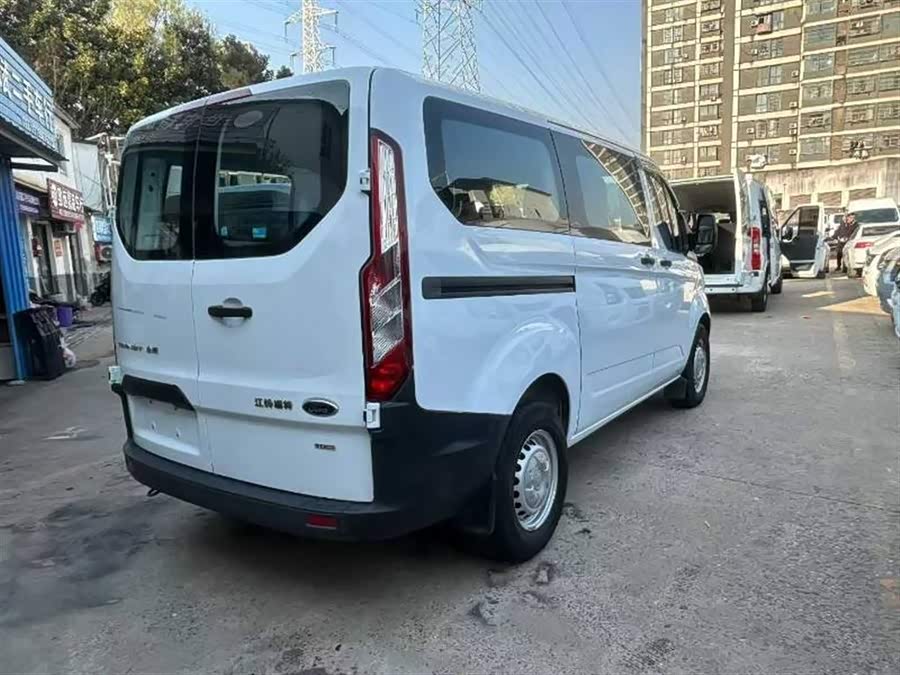 Ford Transit 2020 car image #6