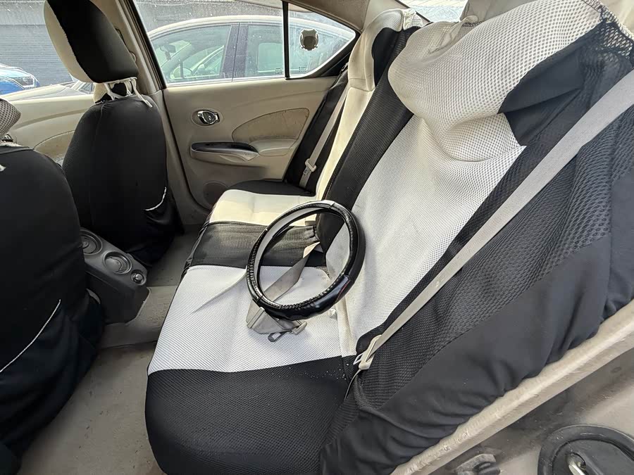 Nissan Sunny 2014 car image #6