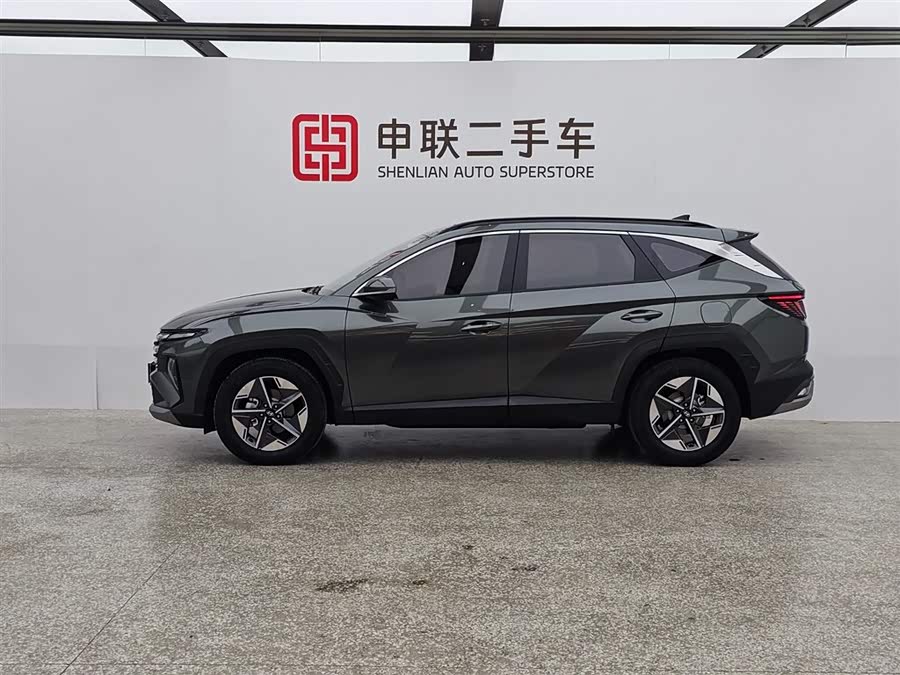 Hyundai Tucson 2025 immagine di auto #6