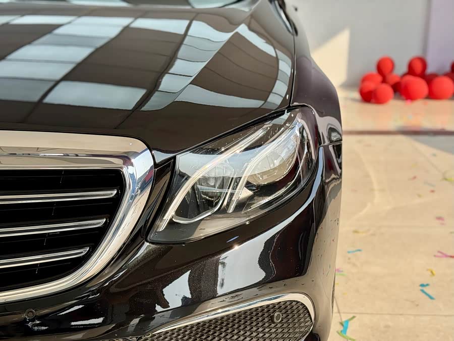 Mercedes-Benz E Class 2020 car image #6