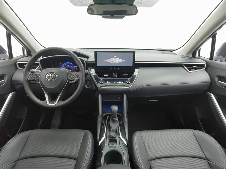 Toyota Frontlander 2023 car image #6