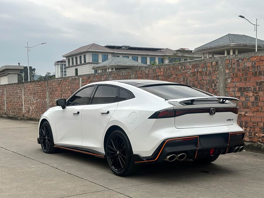 Changan UNI-V 2022 car image #6