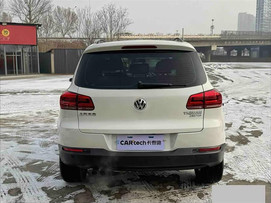 Volkswagen Tiguan 2018 car image #6