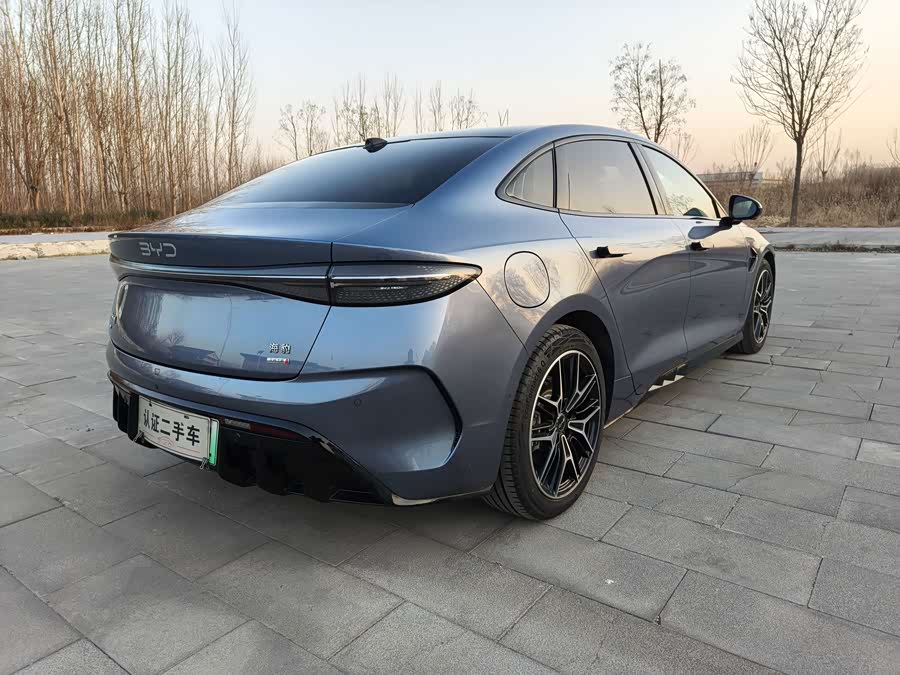 BYD Seal 2025 car image #6