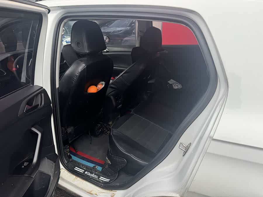 Volkswagen Tacqua 2020 car image #6