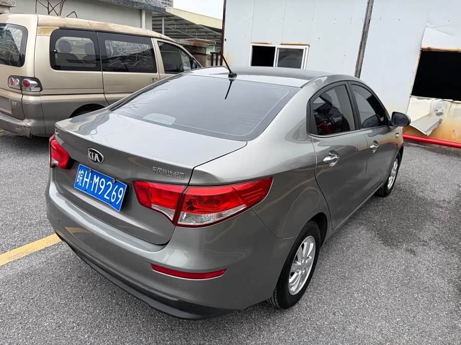 Kia K2 2015 imagen de coche #6