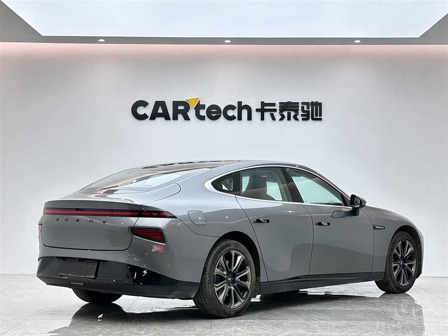 Xpeng P7 2022 صورة سيارة #6