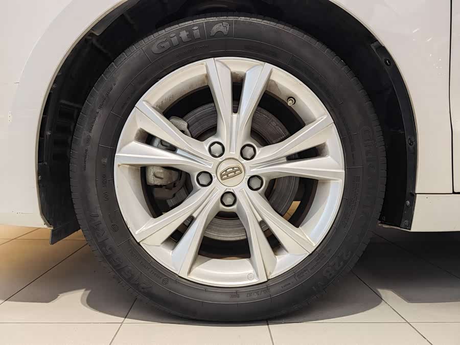 GEELY Ulion 2019 car image #6