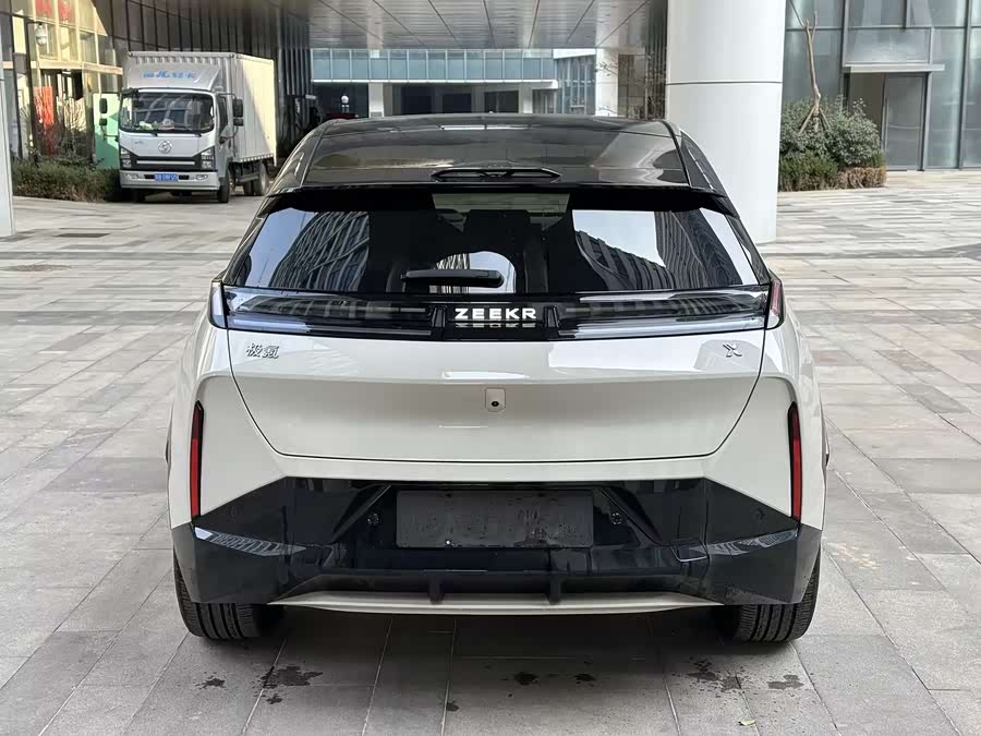 Zeekr X 2024 car image #6