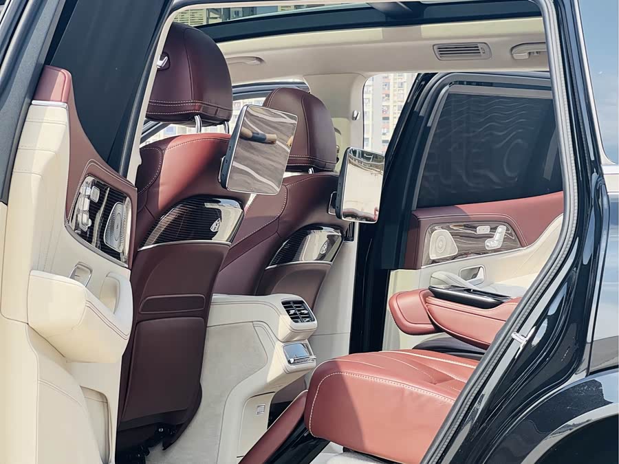 Mercedes-Benz Maybach GLS 2022 car image #6