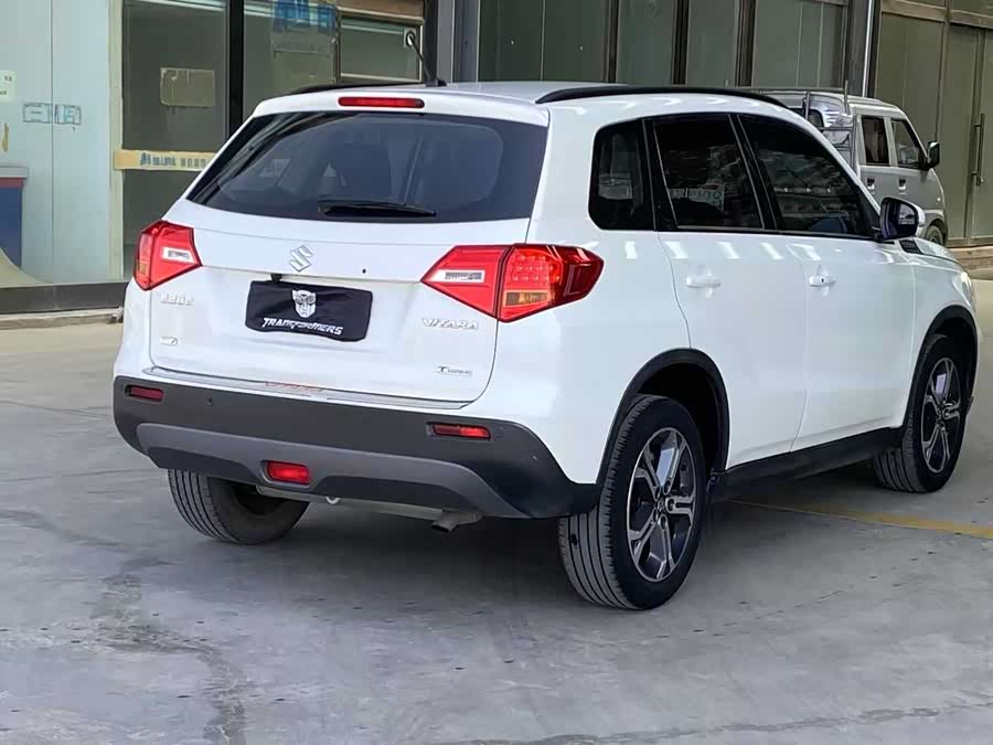 Suzuki Vitara 2018 изображение автомобиля #6