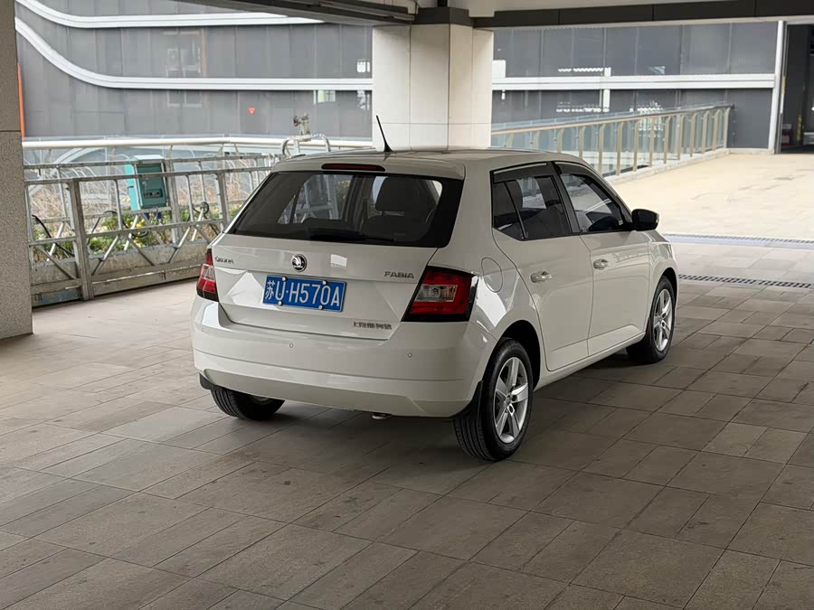 Skoda Fabia 2018 صورة سيارة #6