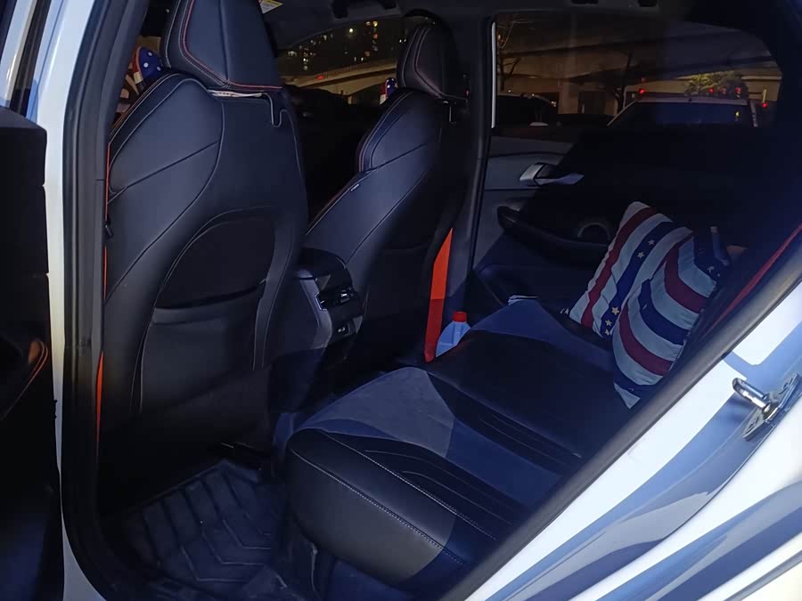 GEELY Binray 2022 car image #6