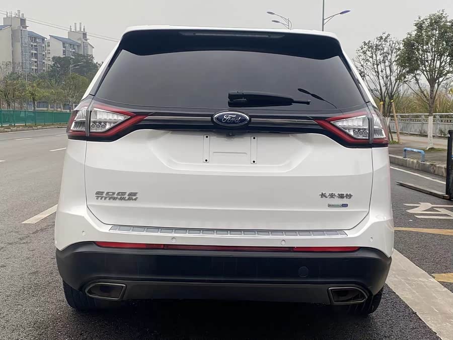 Ford Edge 2019 car image #6