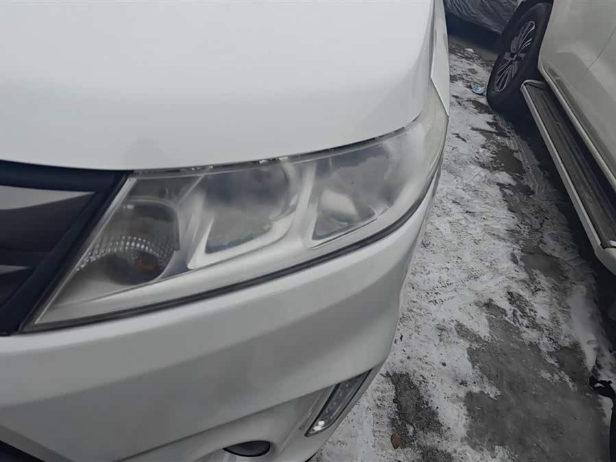 Suzuki Vitara 2017 image de voiture #6