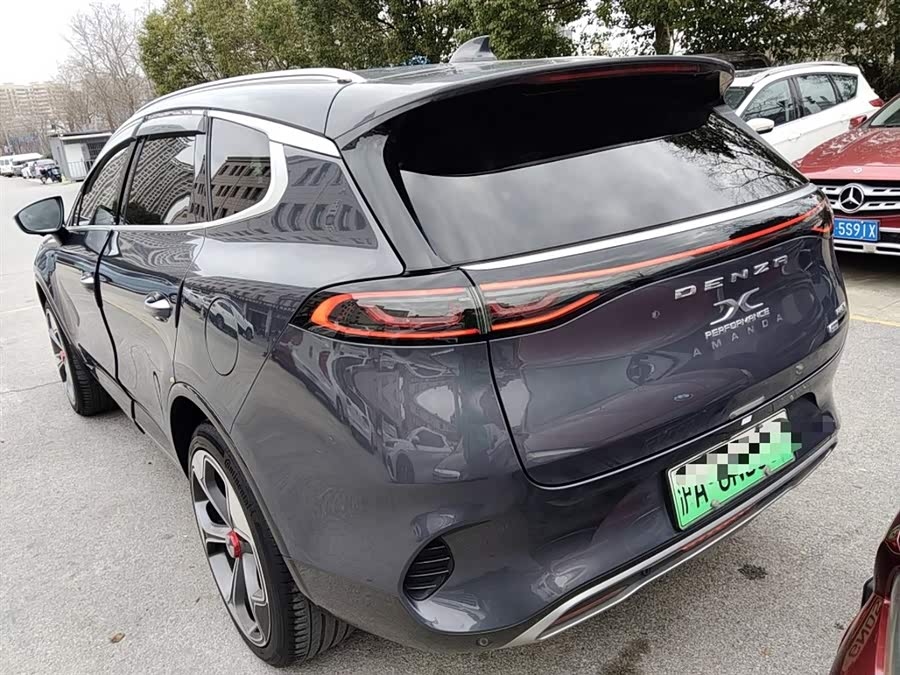 Denza X 2022 car image #6