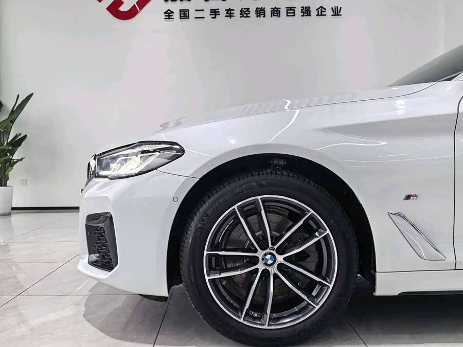 BMW 5 Series 2024 #6 BMW 5 Series 2024 car image #6