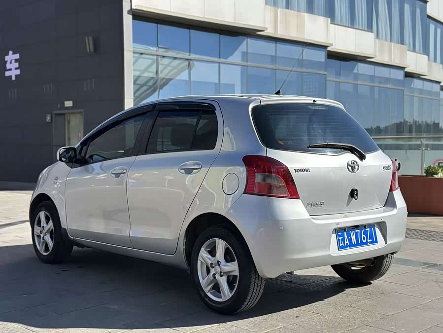 Toyota Yaris 2008 изображение автомобиля #6