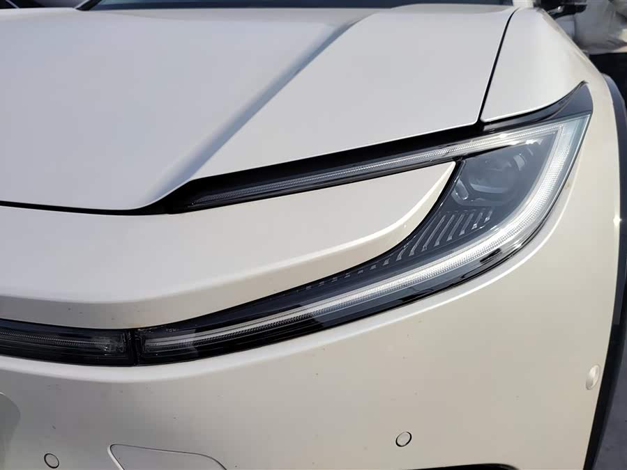 Toyota bZ5 2025 car image #6