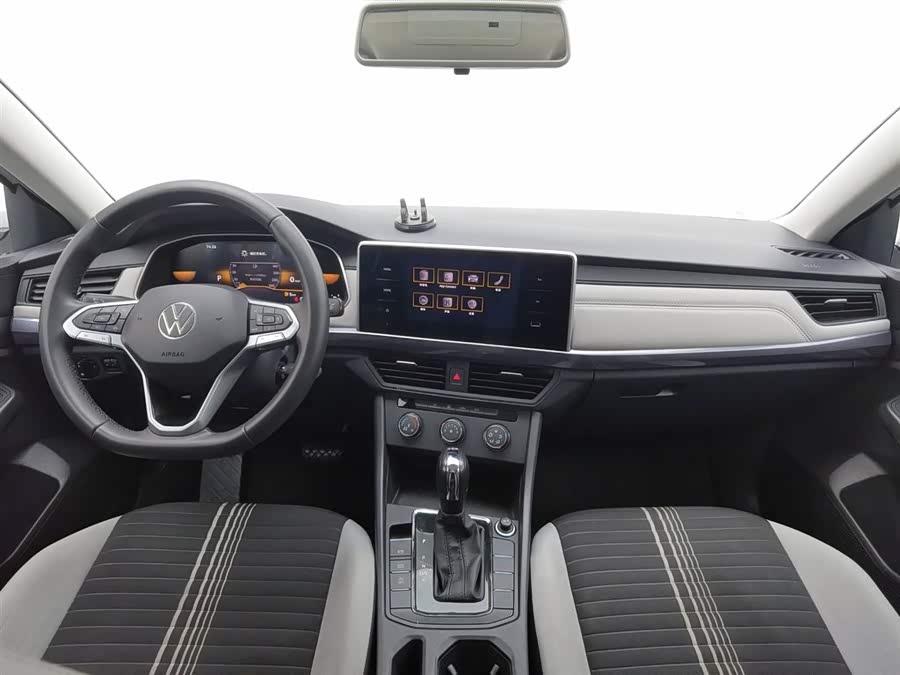 Volkswagen Bora 2024 car image #6