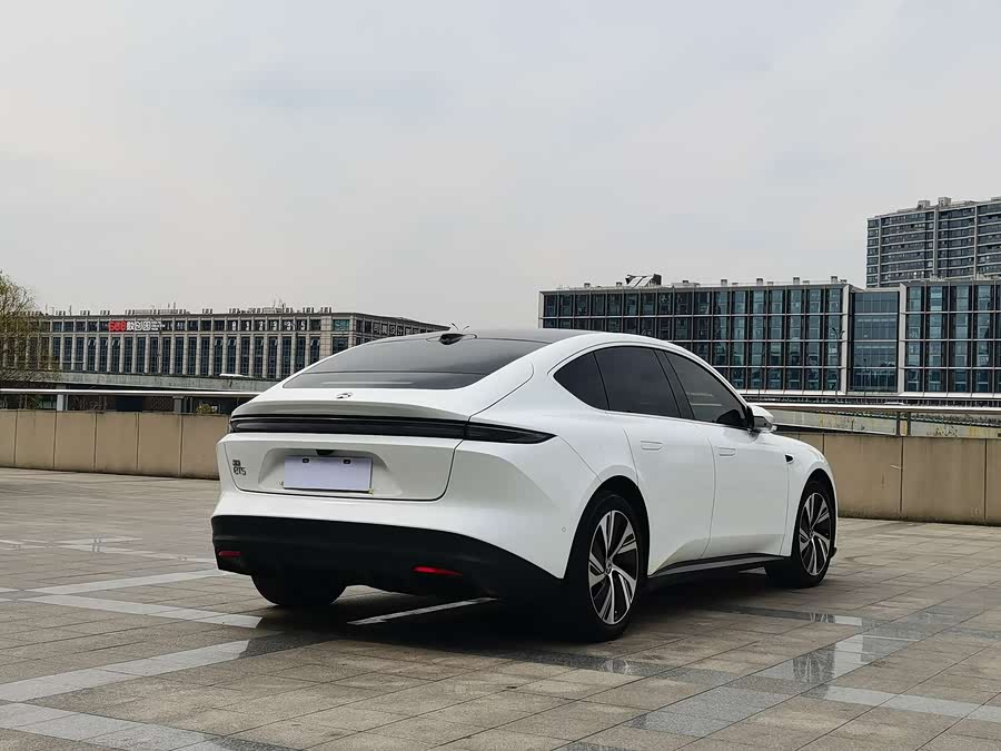 蔚来 蔚来ET5 2023 汽车图片 #6