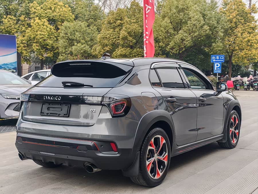 Lynk & Co 02 2019 car image #6