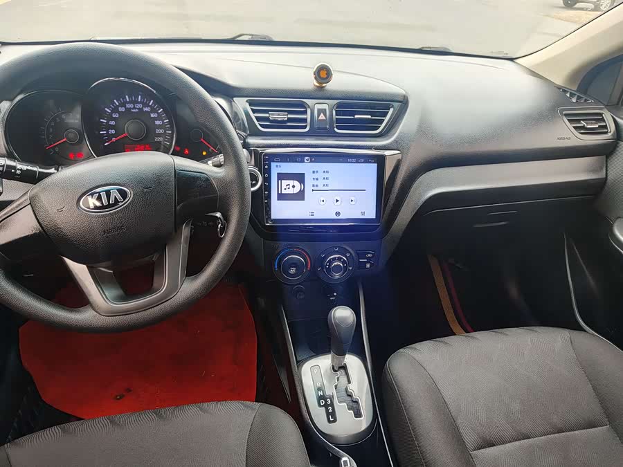 起亚 起亚K2 2013 汽车图片 #6