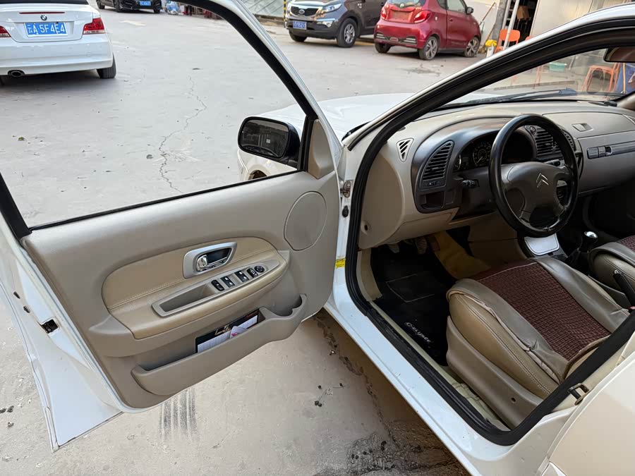 Citroen C-Elysée 2010 imagem de carro #6