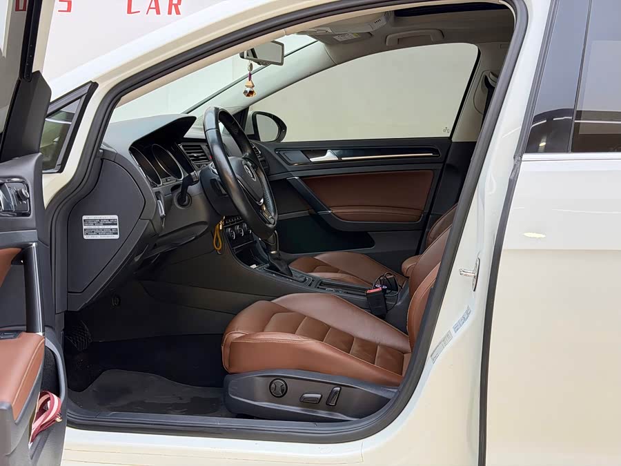 Volkswagen Golf (Imported) 2015 imagem de carro #6