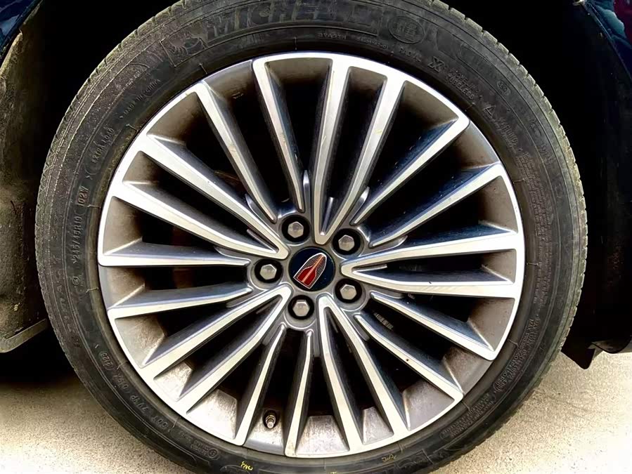 HongQi H9 2023 car image #6