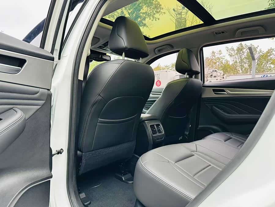 Haval F7 2020 #6 Haval F7 2020 car image #6