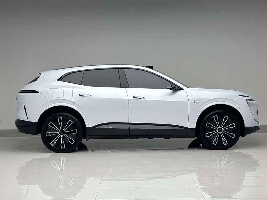 Avatr 07 2024 #6 Avatr 07 2024 car image #6