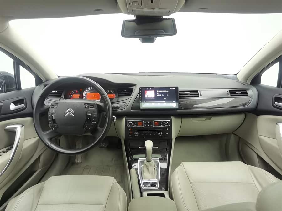 Citroen C5 2013 car image #6