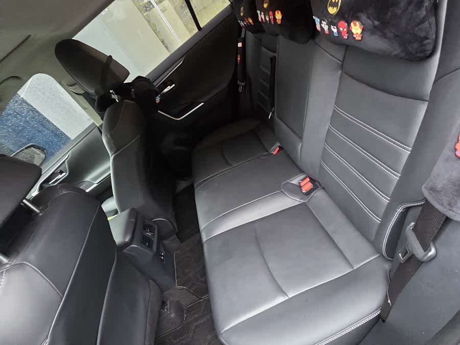 Toyota RAV4 2020 car image #6