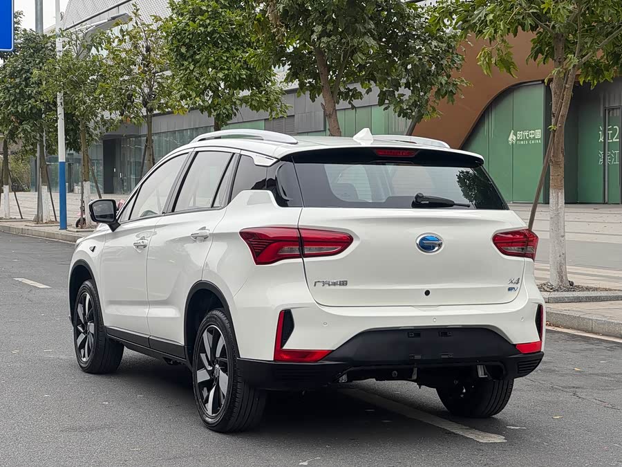 GAC ix4 2018 car image #6