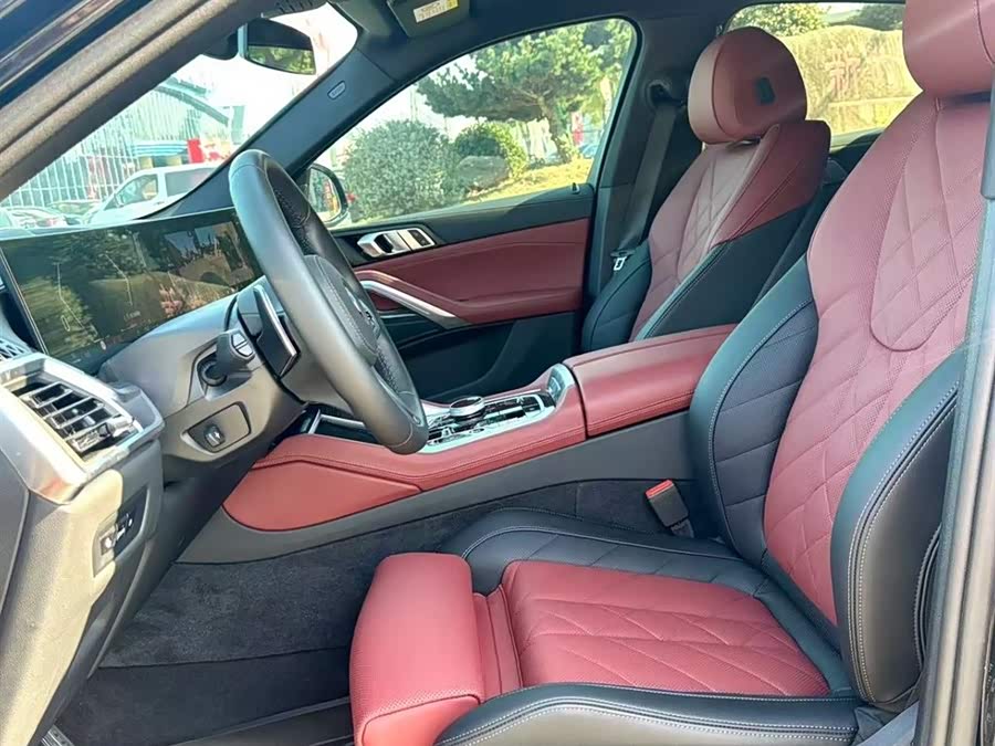 BMW X6 2021 car image #6