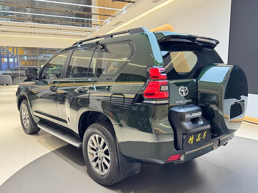 Toyota Land Cruiser Prado 2018 #6 Toyota Land Cruiser Prado 2018 car image #6