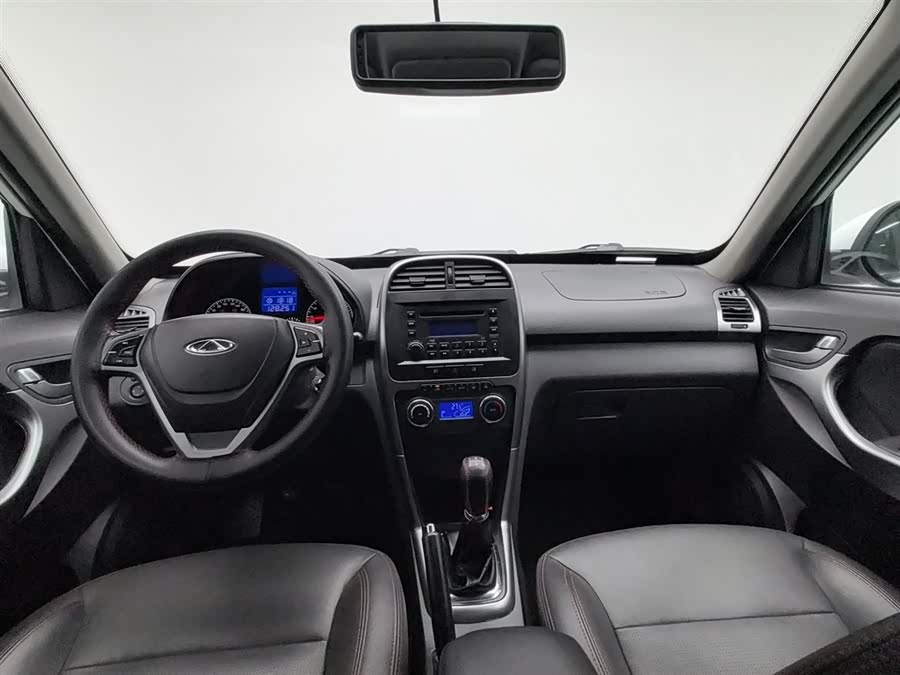 Chery Tiggo 3 2015 immagine di auto #6