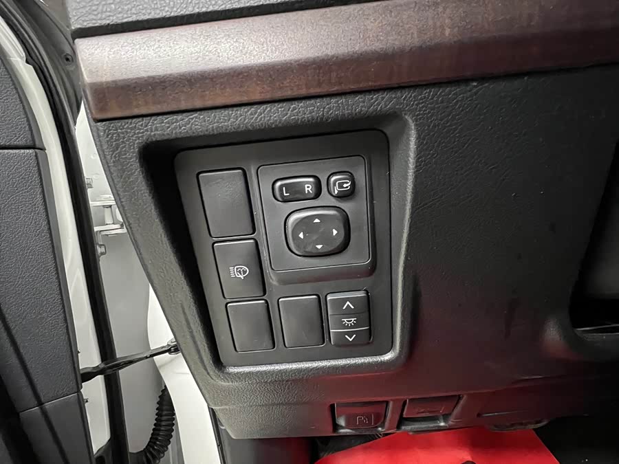 Toyota Land Cruiser Prado 2014 car image #6