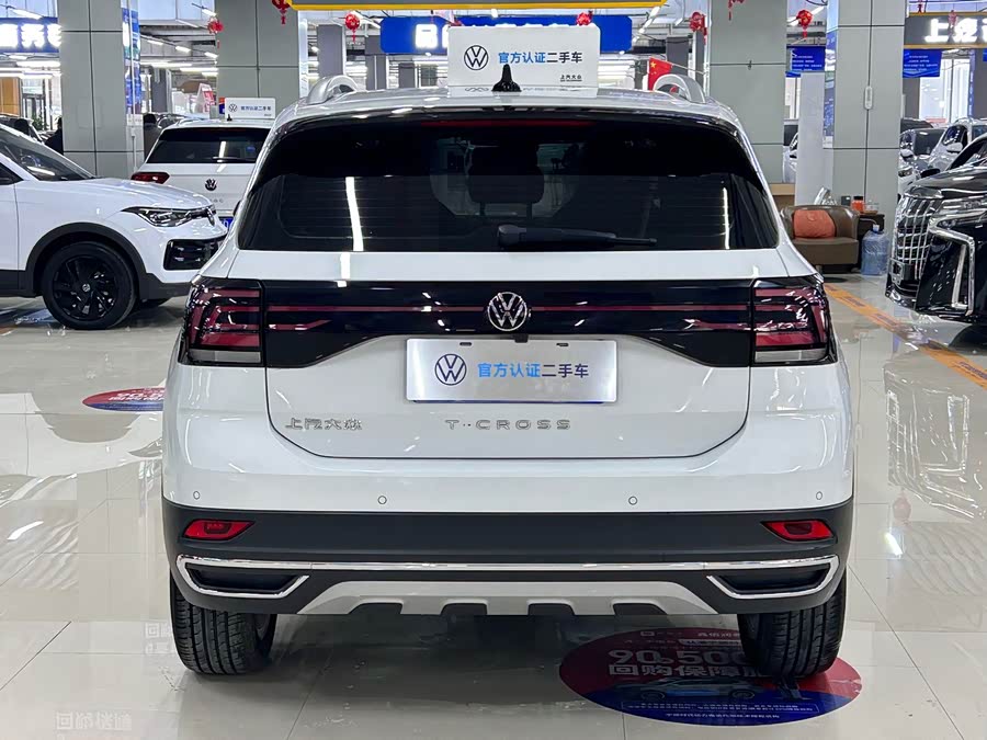 Volkswagen T-Cross 2023 car image #6