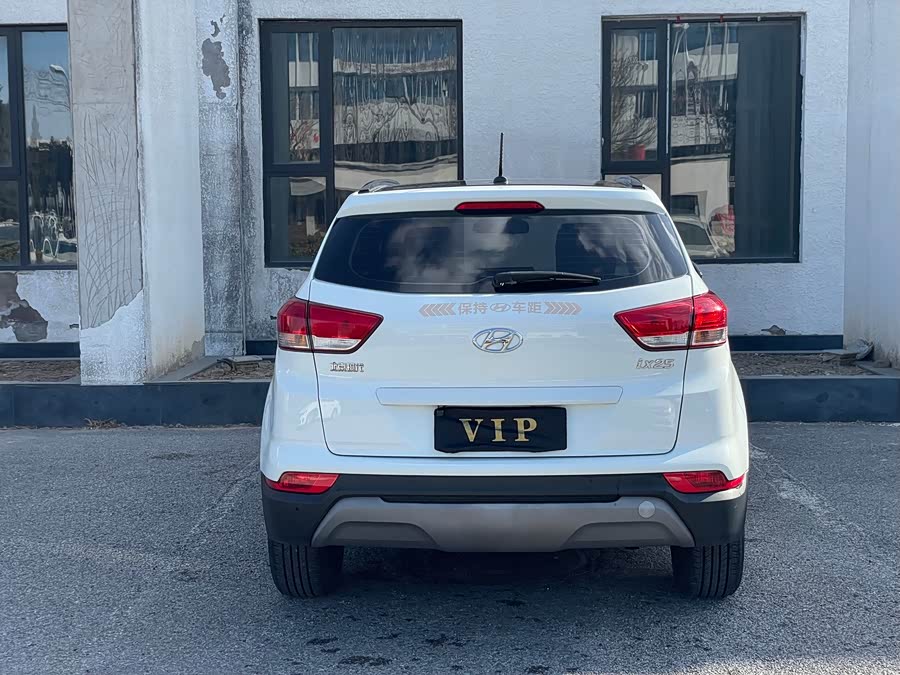 Hyundai ix25 2017 car image #6