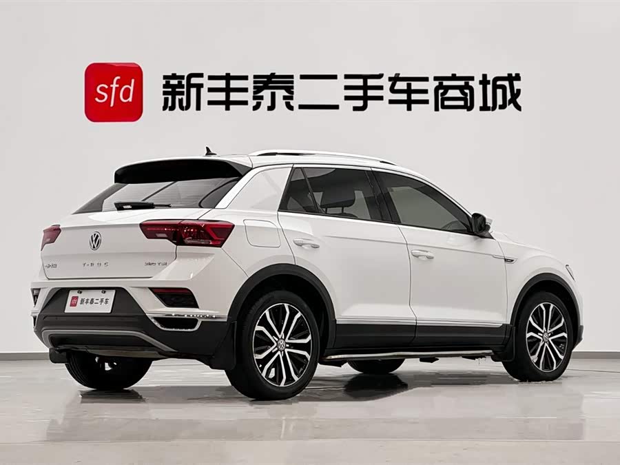 Volkswagen T-Roc 2020 car image #6