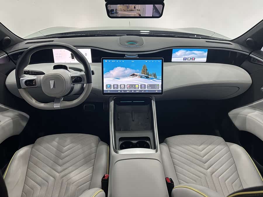 Avatr 11 2023 #6 Avatr 11 2023 car image #6