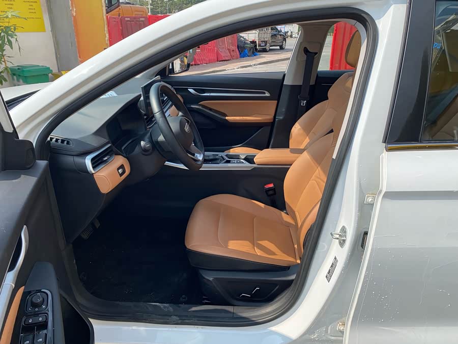 GEELY Emgrand 2024 #6 GEELY Emgrand 2024 car image #6